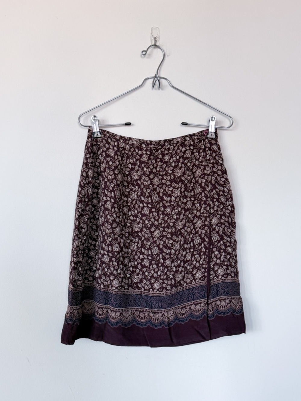 Vintage Y2K Deadstock Casual Corner Floral Knee Length Wrap Skirt Pattern